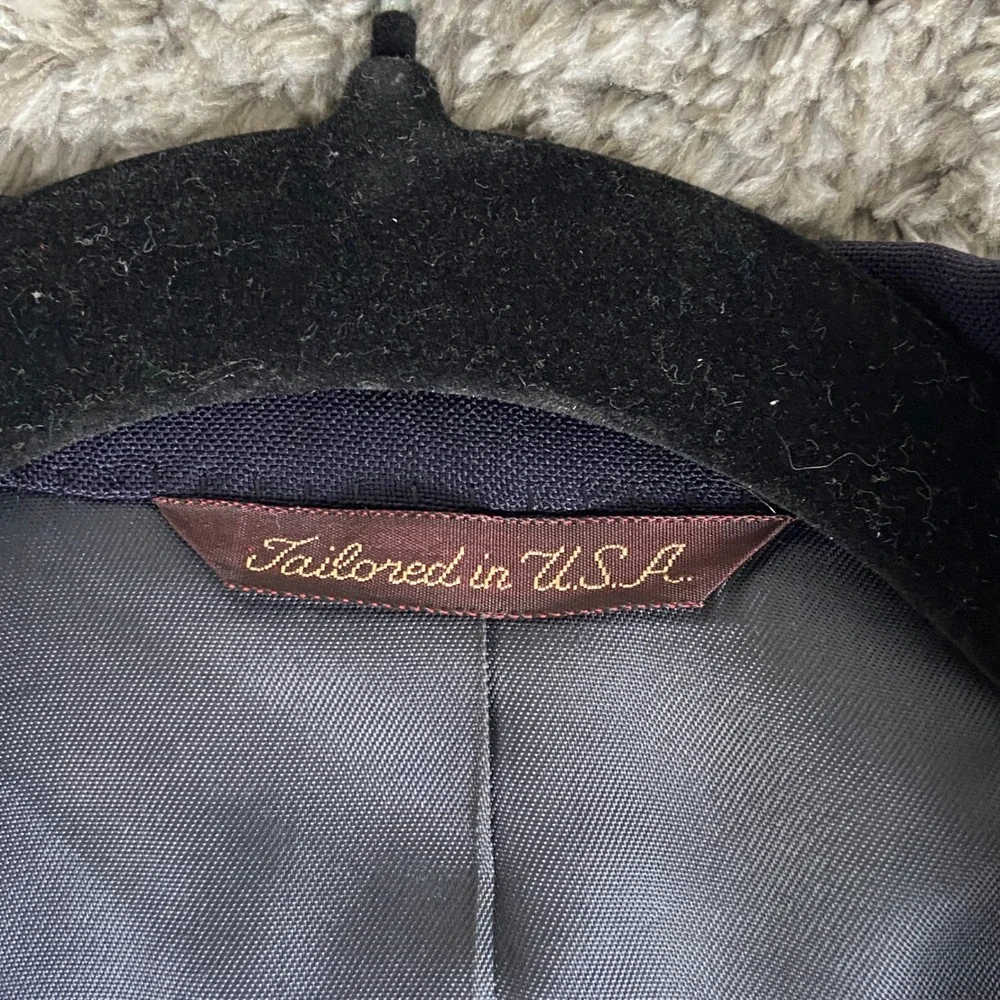 Geoffrey Beene Gold Button Blazer Men 46R Navy Blue Wool Tailored USA Sport Coat